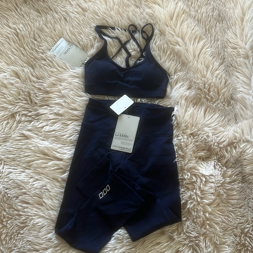 Lorna Jane snake print set